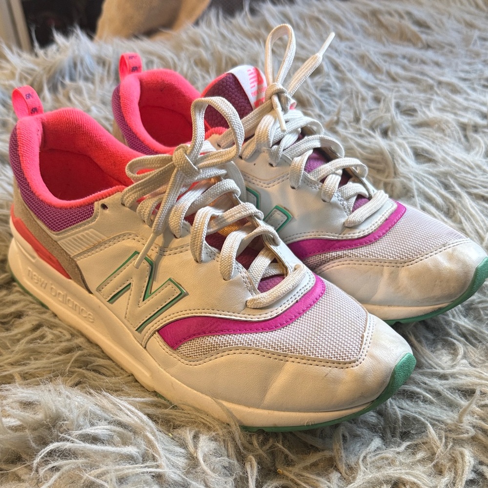 New Balance White and Pink Athletic Shoes